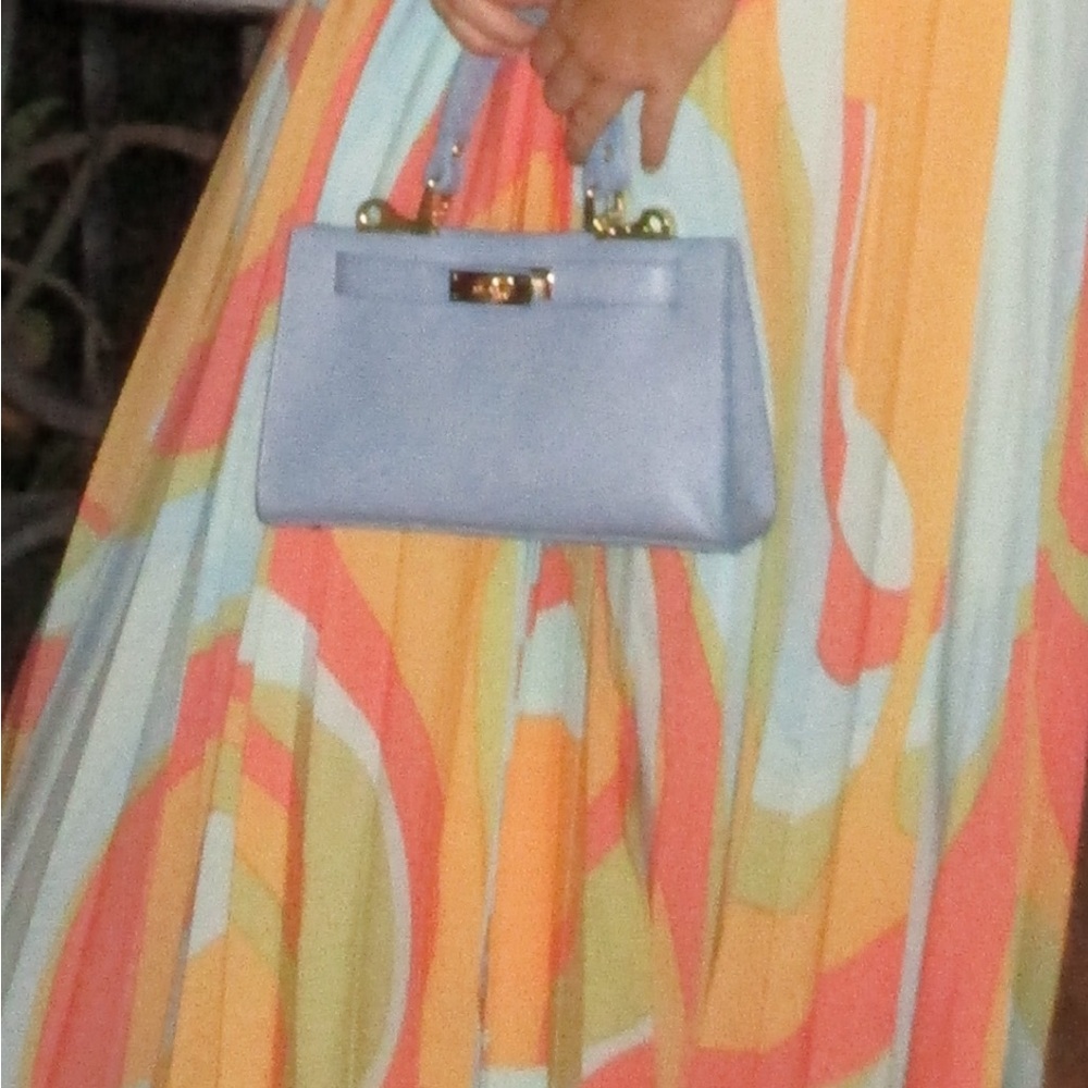 Italian Leather Handbag - Picture 3 of 4